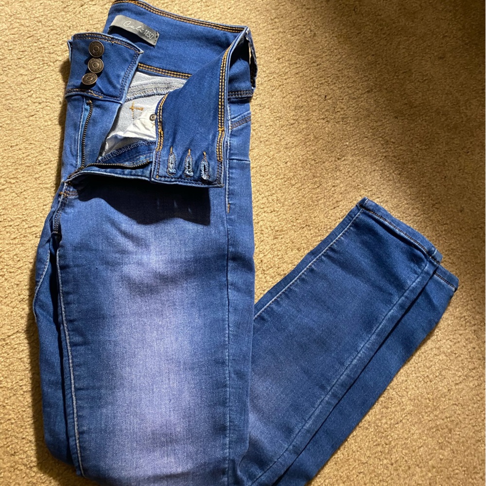 Skinny jeans